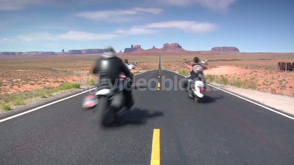 Long Desert Highway, 3 Motorcycles Zoom Past