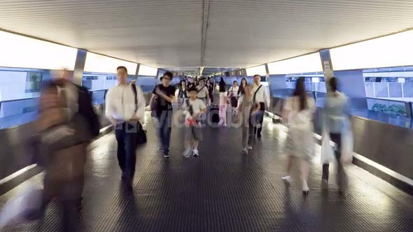 China, Hong Kong, People on busy walkway in Central, Hong Kong Island, T/L