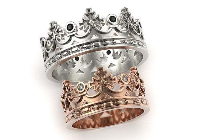 Golden crown ring 9115