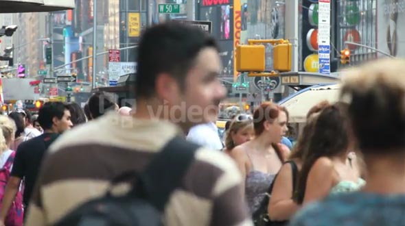 People Walking in NYC 5